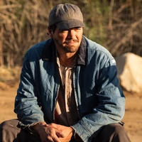 Episode 1x01 Octavio Rosales