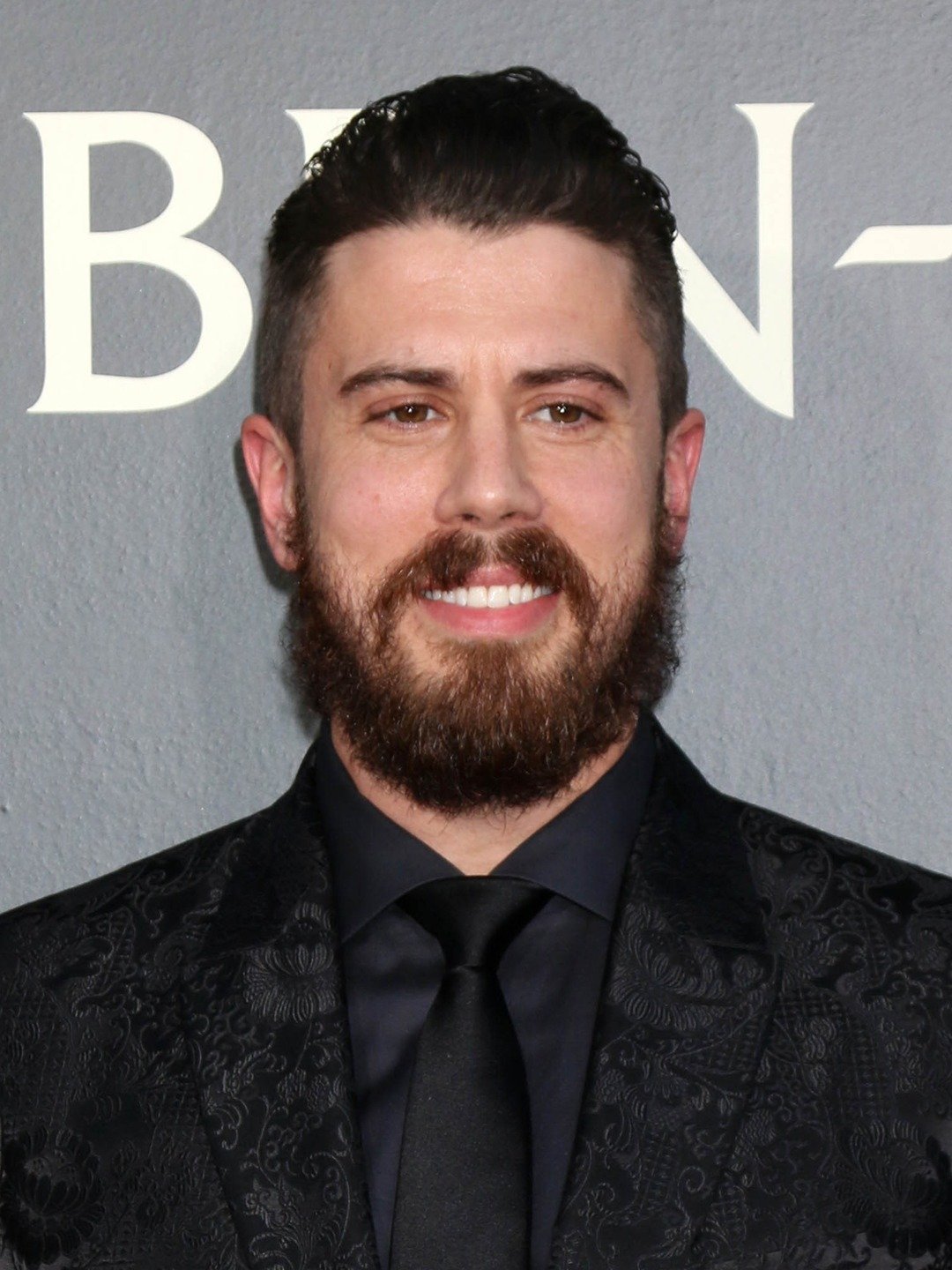 Toby Kebbell - Wikipedia