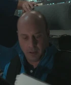 Garrett Reisman in FAM 2x02 at 09:38