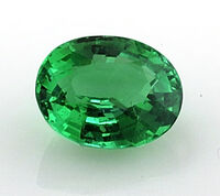 Emerald-faceted-oval