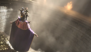 Severin, wearing the Mask of the Dragon Queen, as depicted in the Tyranny of Dragons trailer.
