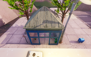 Tilted Towers (Bus Stop - Back View) - Location - Fortnite