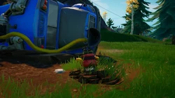 Gnome Spot (Crashed Battle Bus) - Unnamed Location - Fortnite