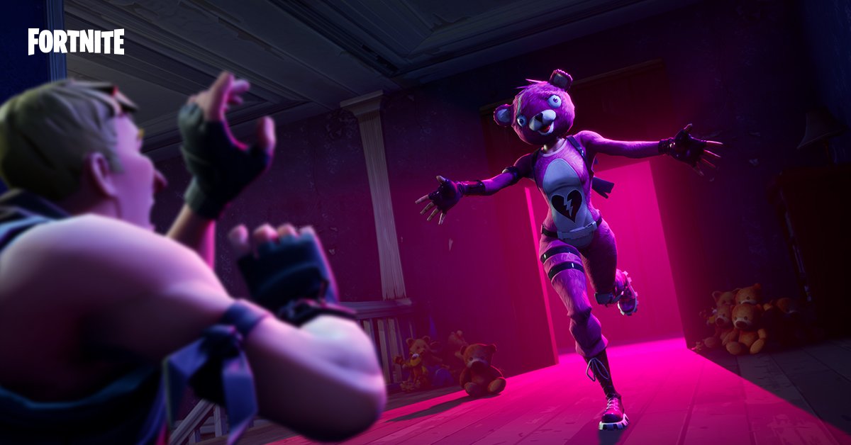 Fortnite Deafault Getting Bullied By Cuddle Team Leader Cuddle Team Leader Outfit Fortnite Wiki