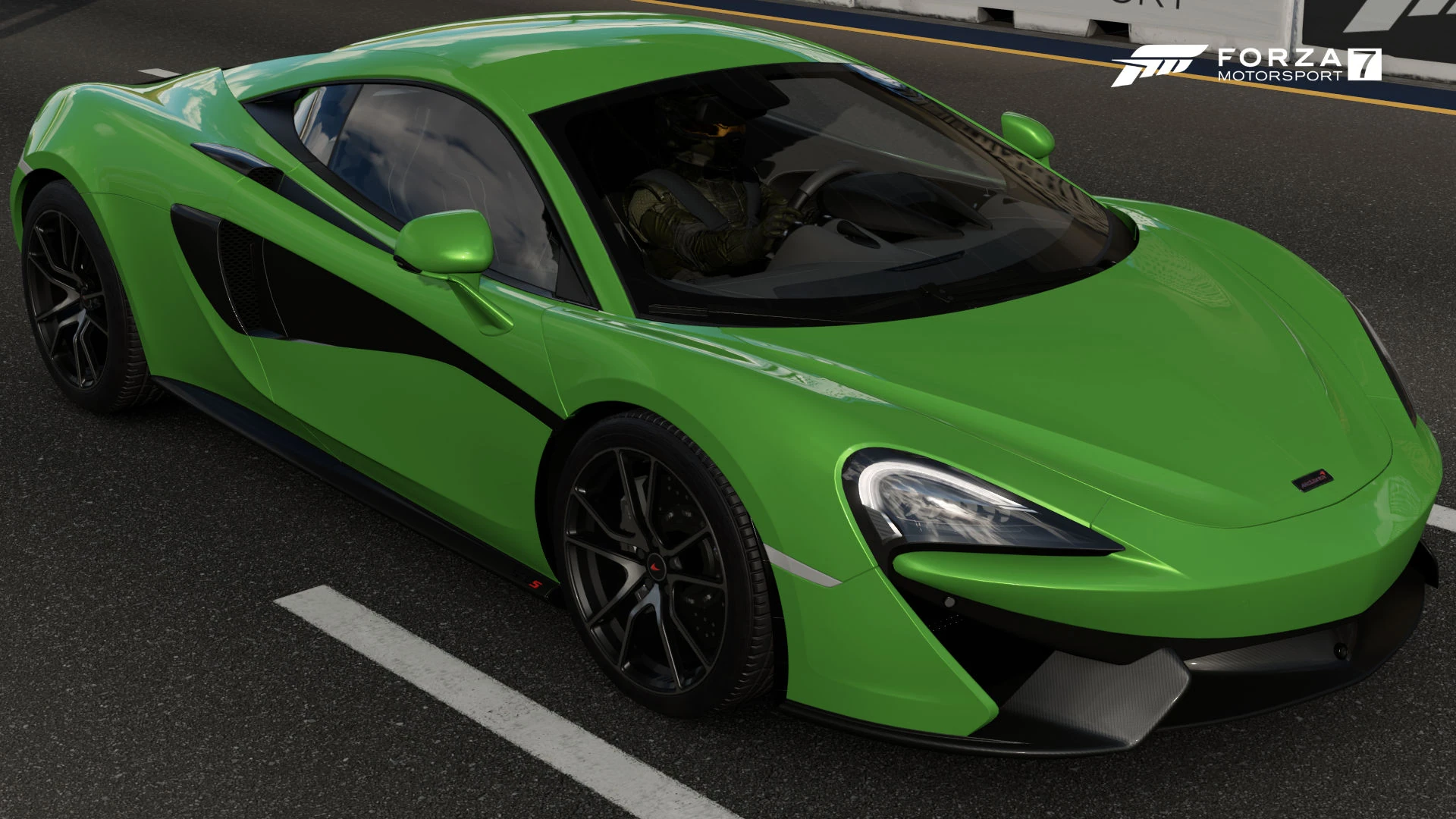 McLaren 570S Coupe thumbnail
