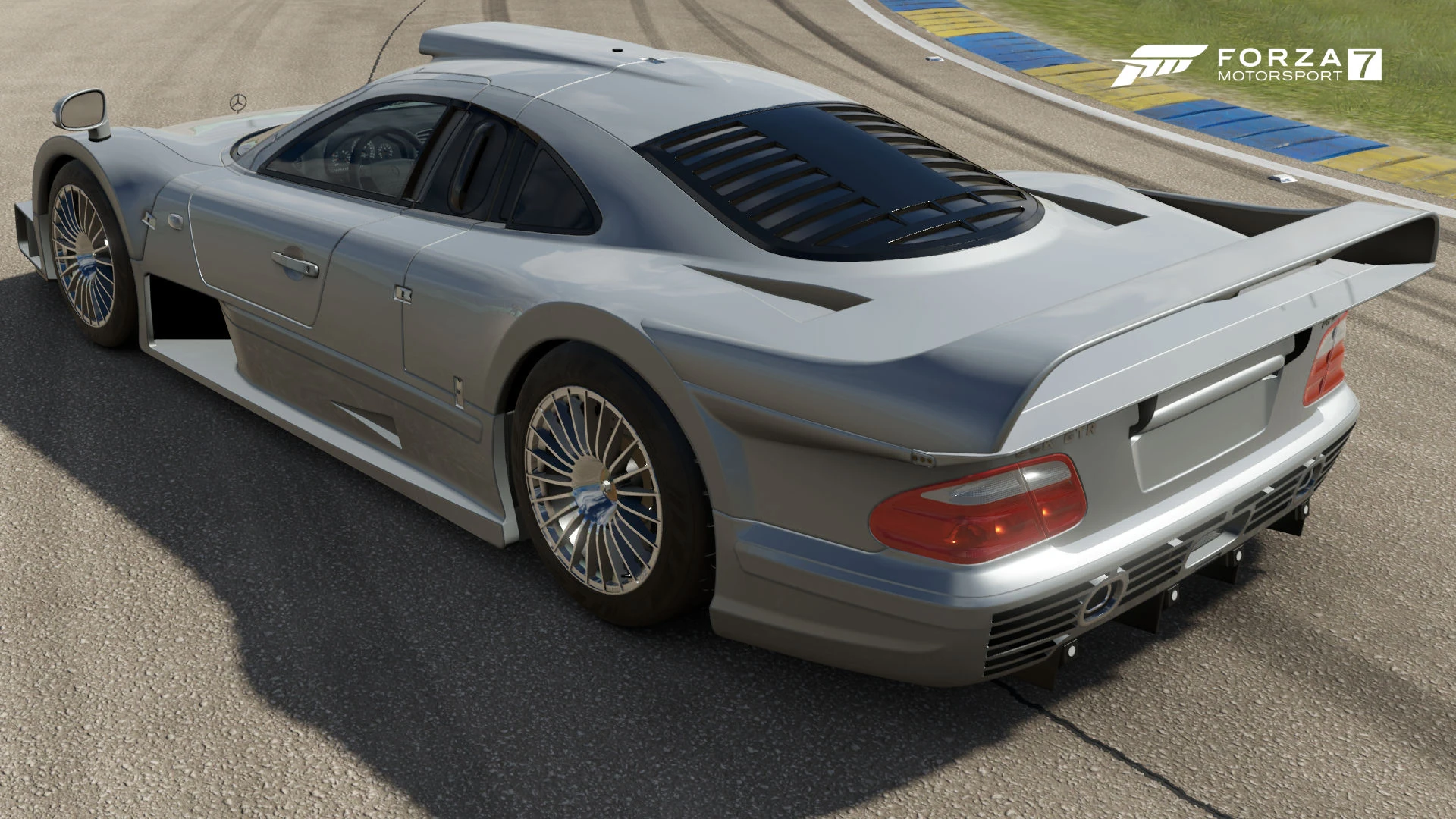 1998 Mercedes-Benz AMG CLK GTR - Rear