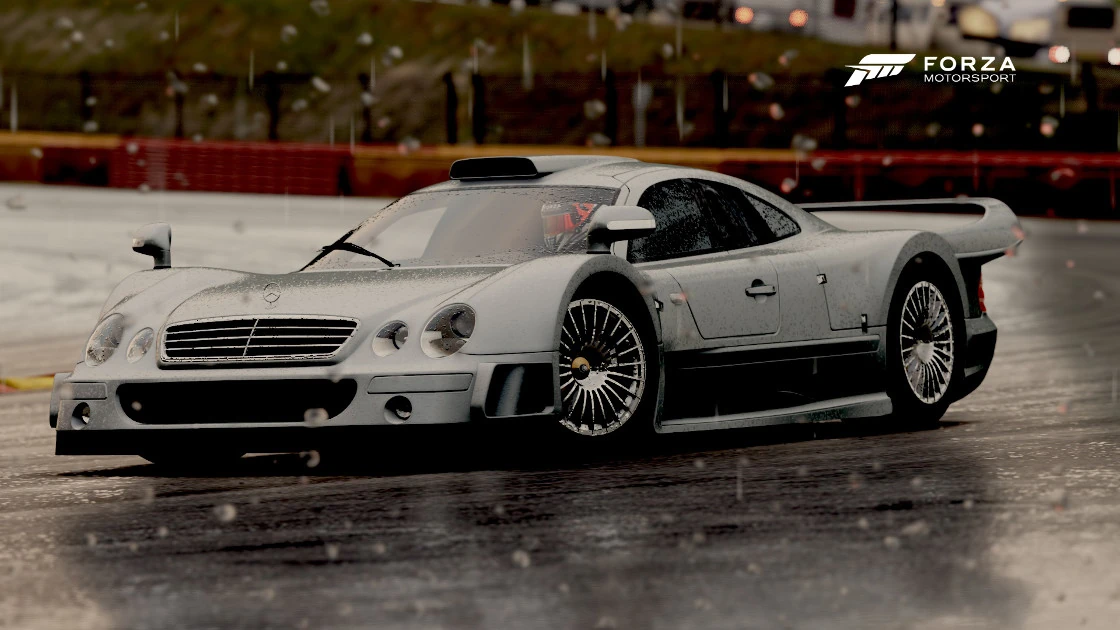 Mercedes-Benz AMG CLK GTR thumbnail