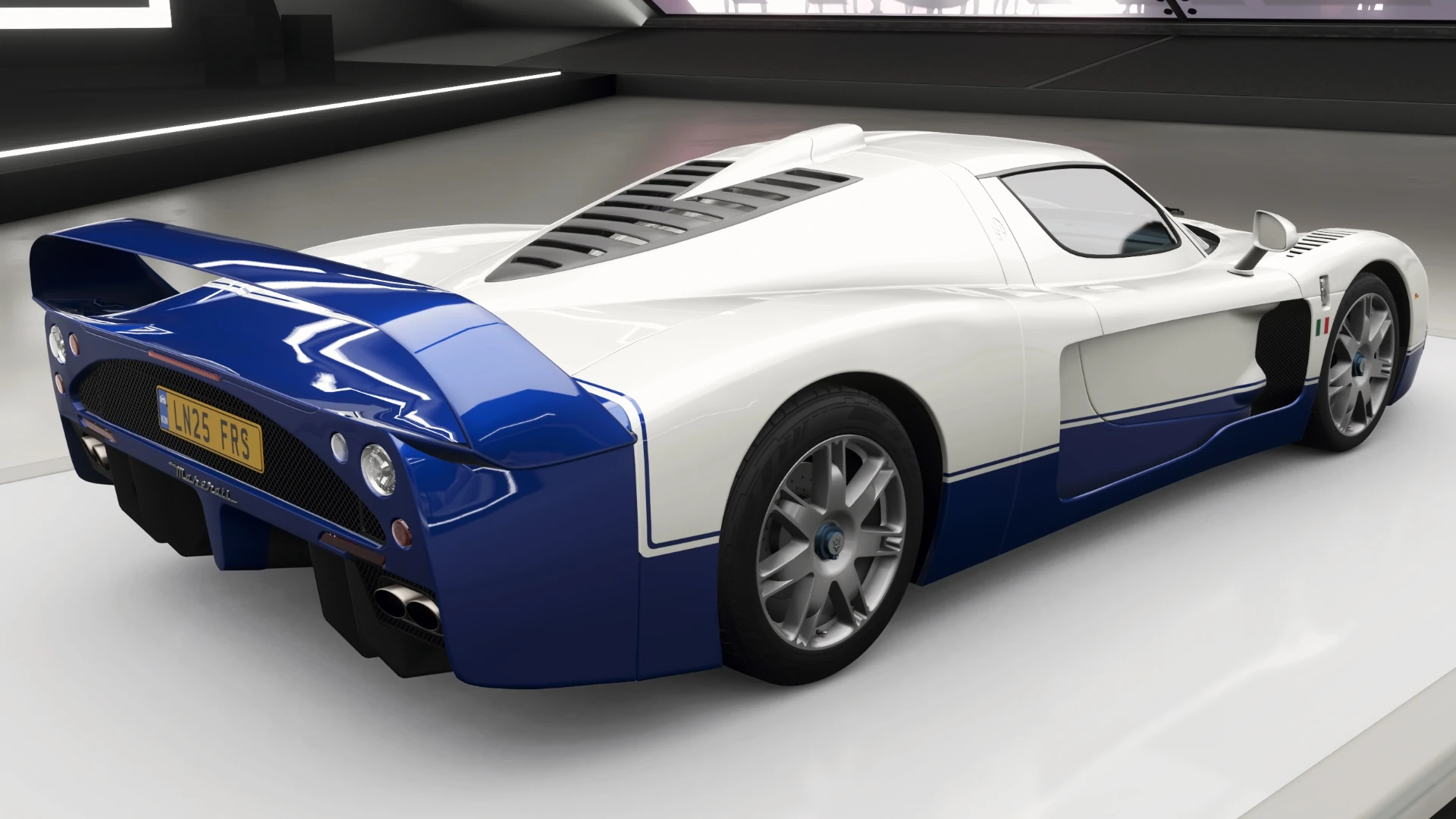 2004 Maserati MC12 - Rear