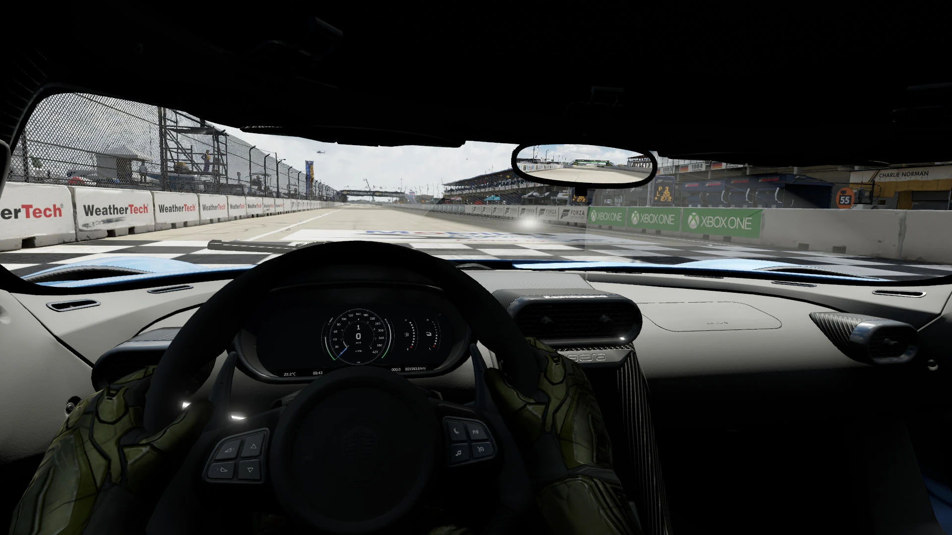 2016 Koenigsegg Regera - Interior
