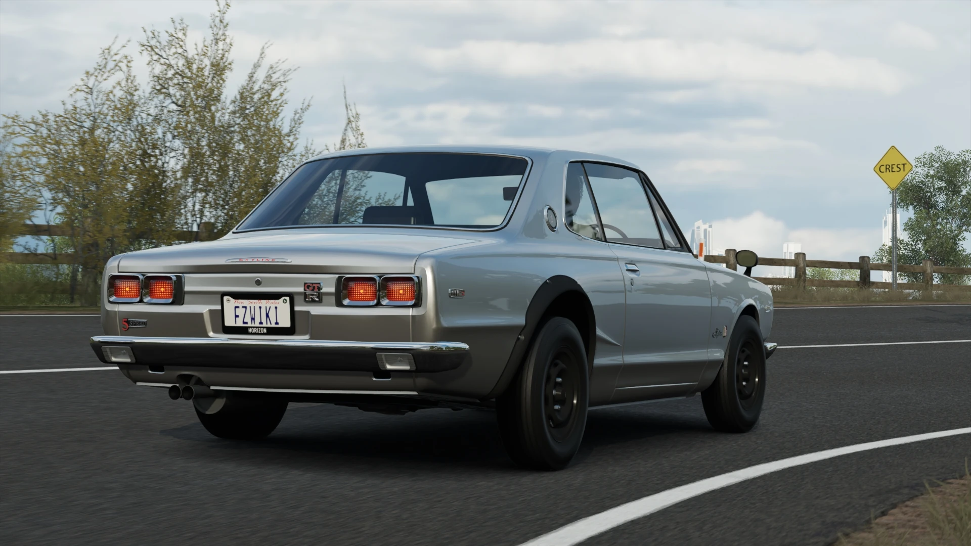Nissan Skyline 2000GT-R thumbnail