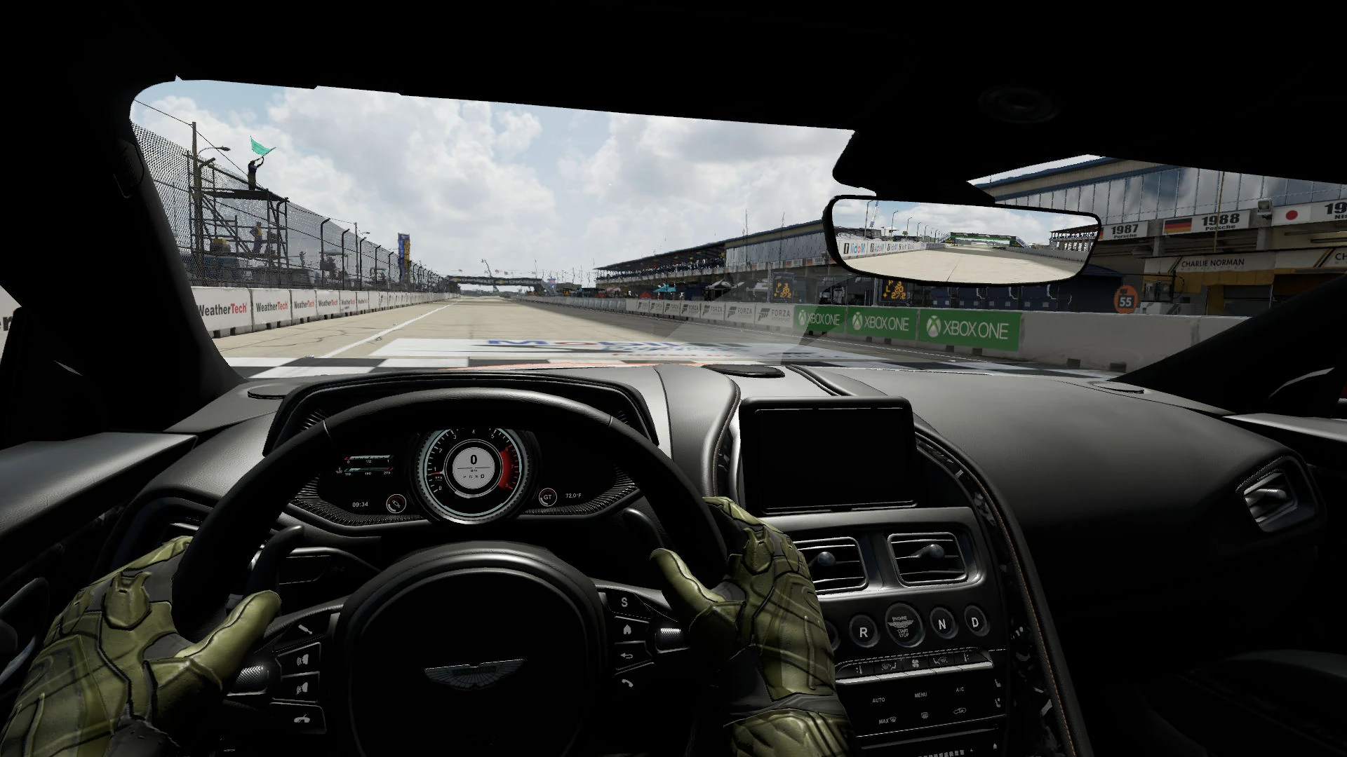 Aston Martin DB11 thumbnail