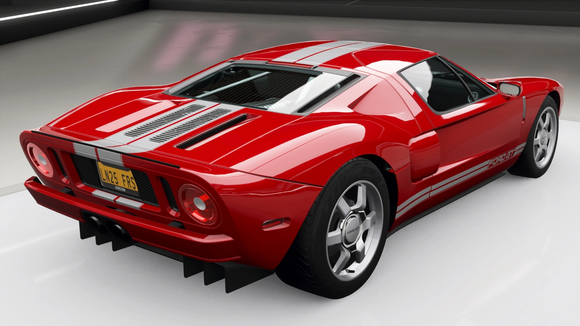 2005 Ford GT - Rear
