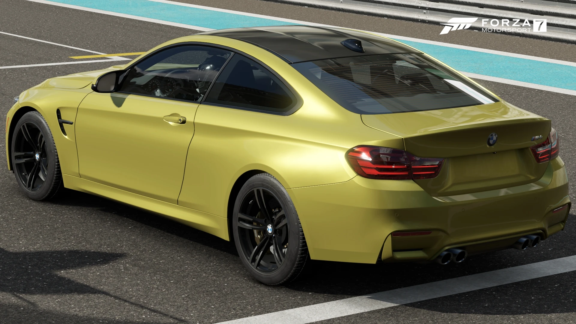 BMW M4 Coupé thumbnail