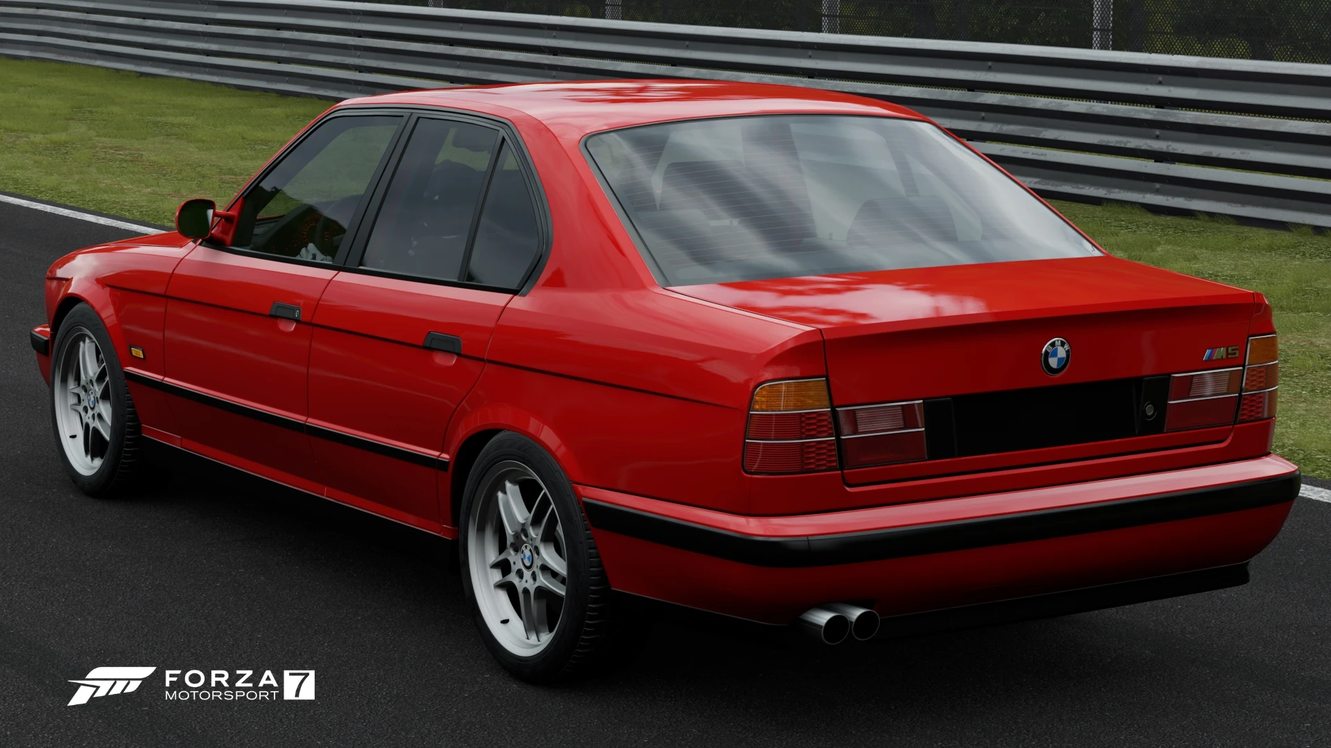 BMW M5 thumbnail