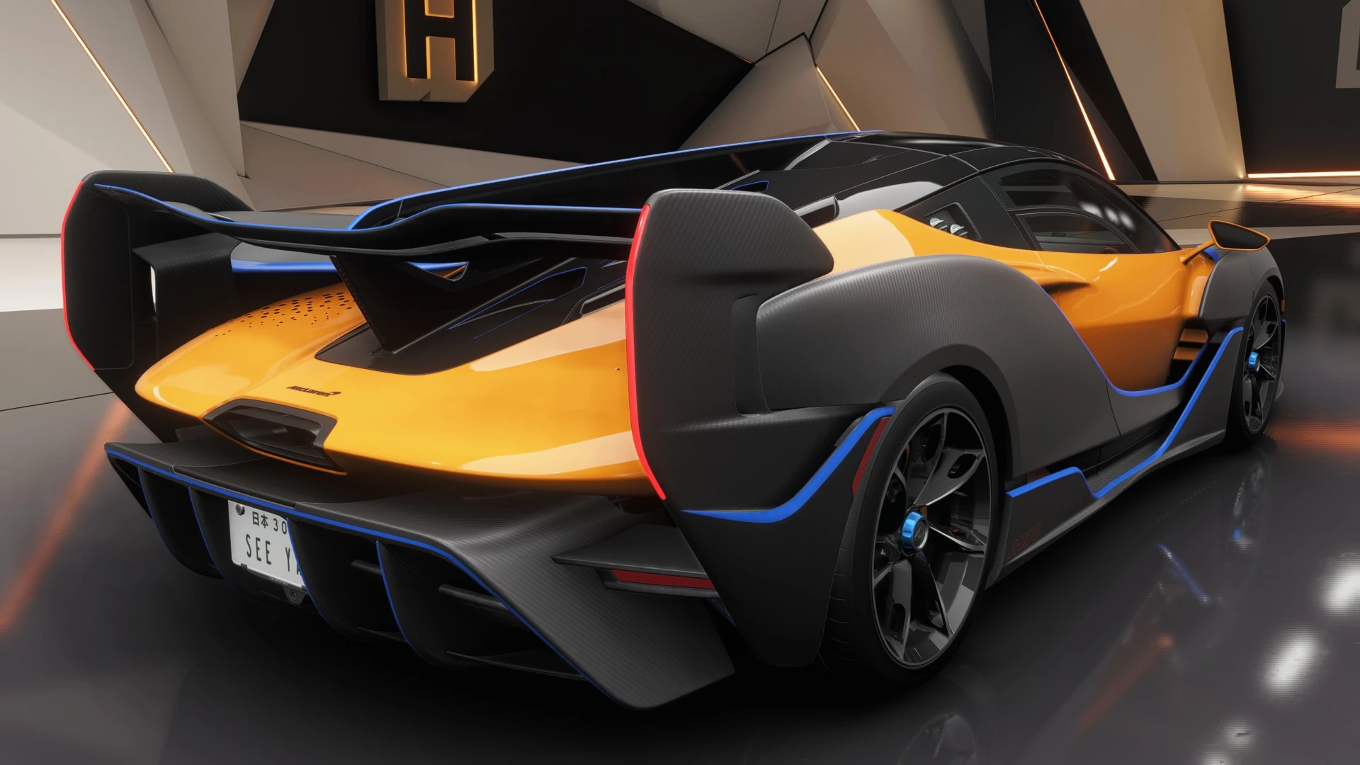2021 McLaren Sabre - Rear