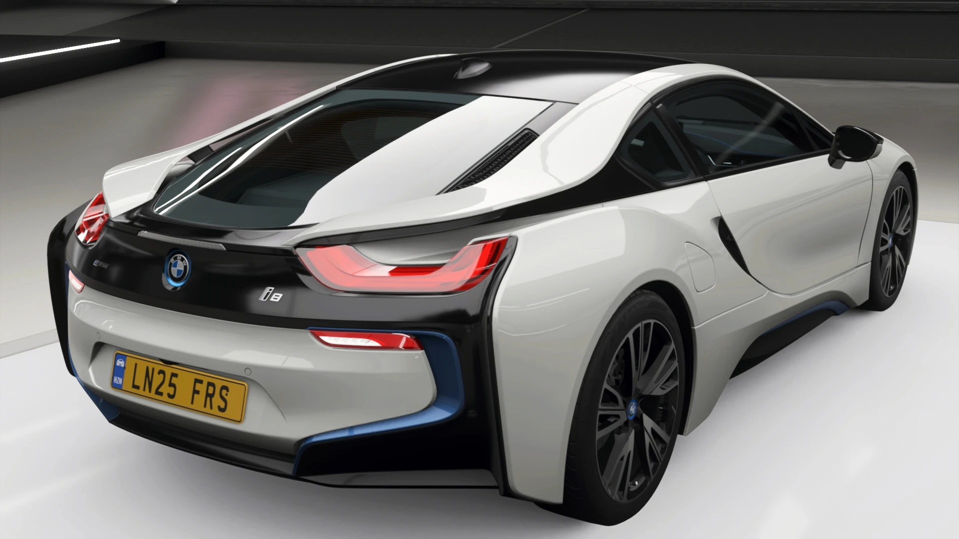 2015 BMW i8 - Rear