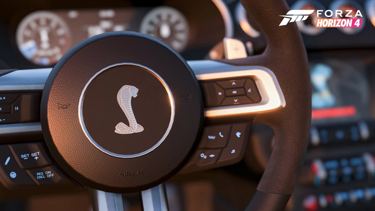 Ford Mustang Shelby GT500 thumbnail