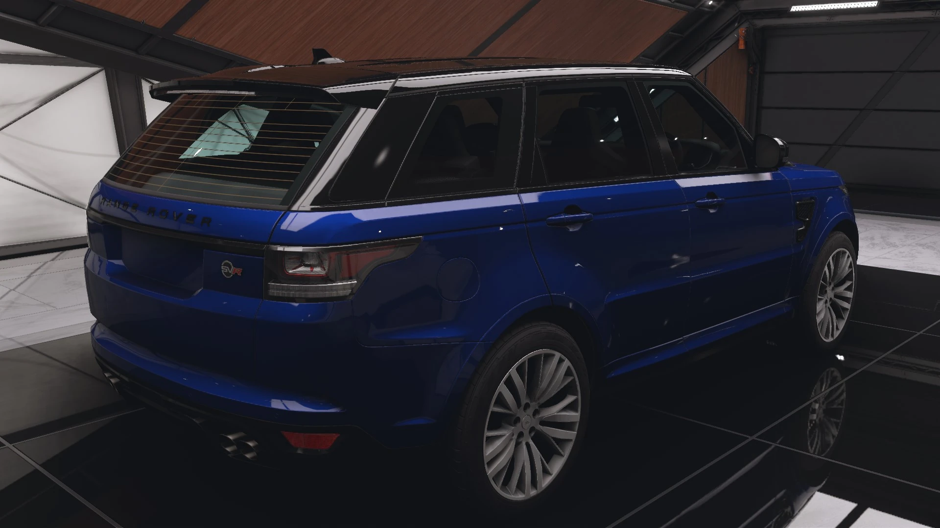 2015 Land Rover Range Rover Sport SVR - Rear