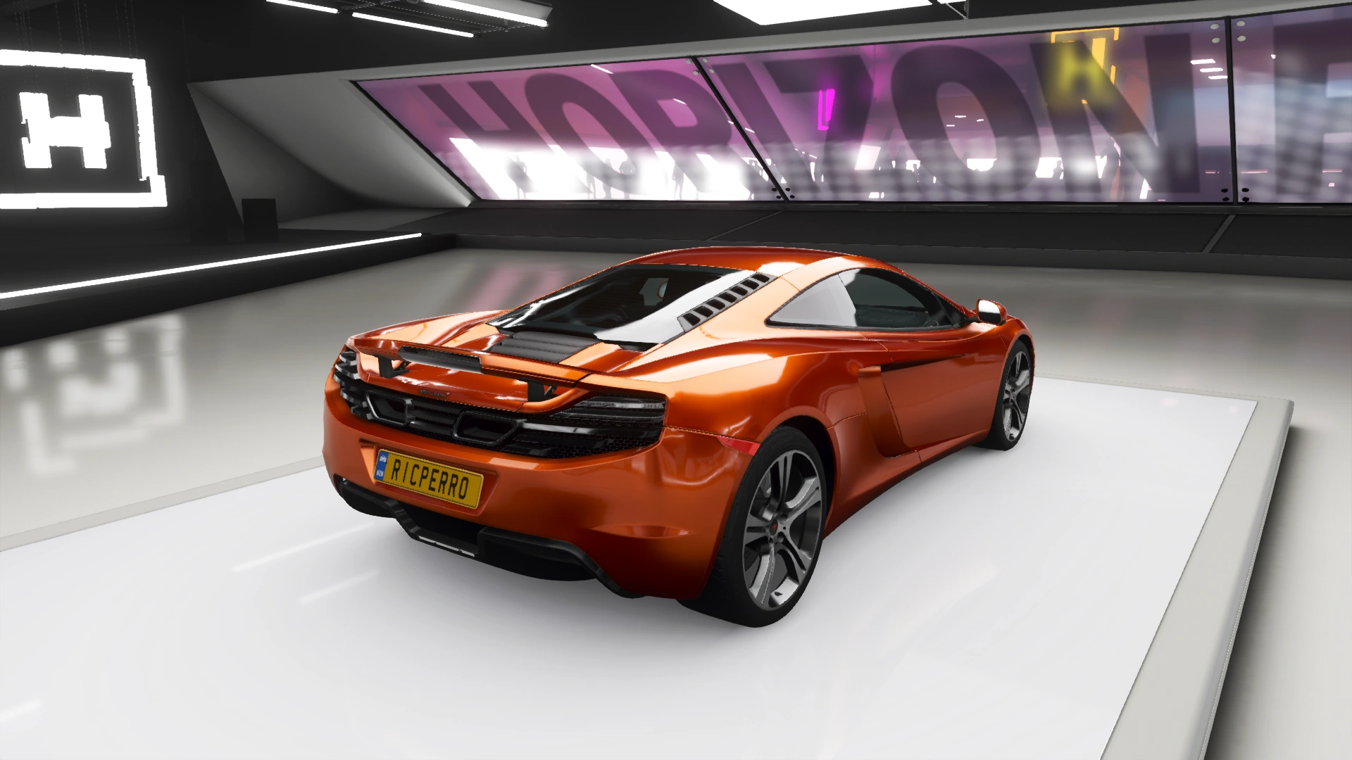 2011 McLaren 12C Coupé - Rear