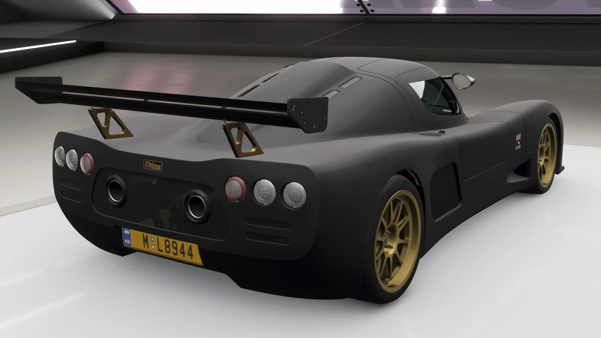 2015 Ultima Evolution Coupe 1020 - Rear