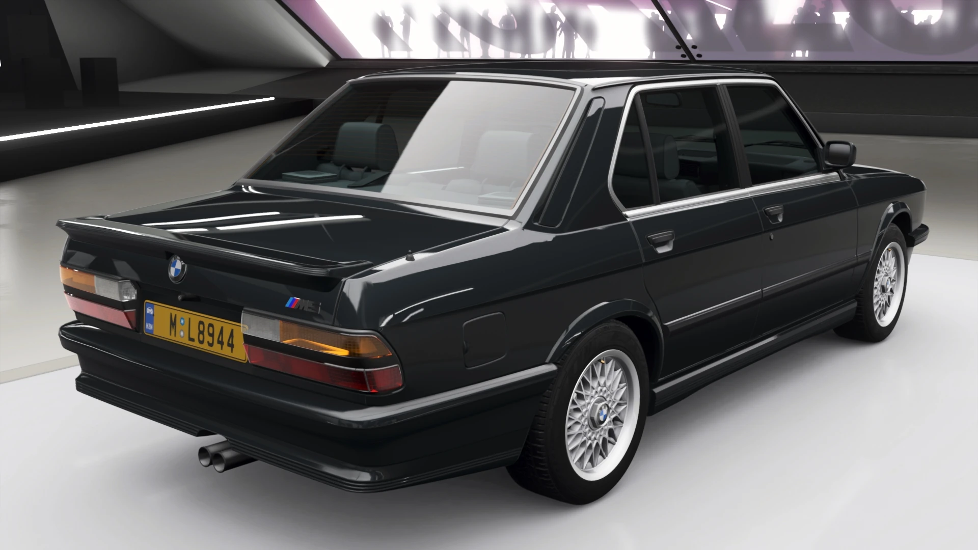1988 BMW M5 - Rear