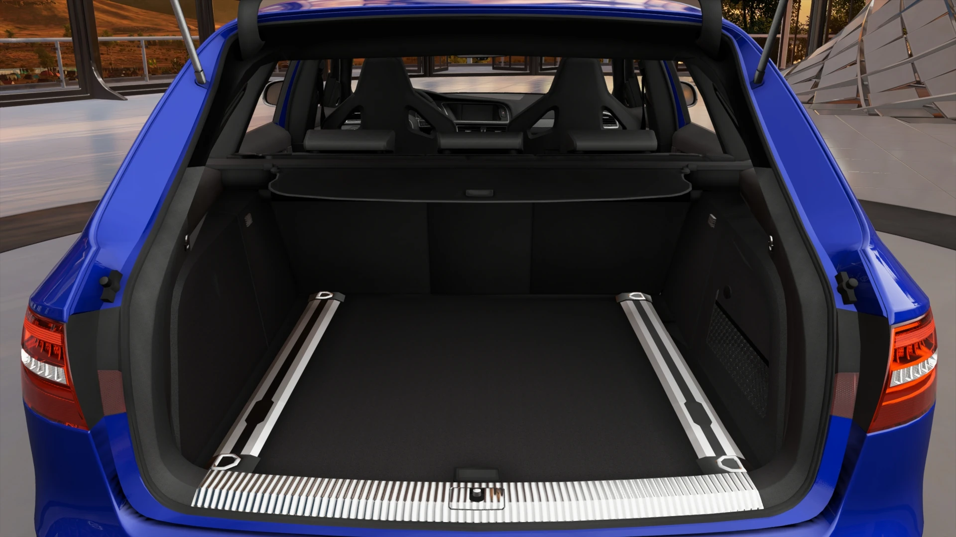 2013 Audi RS 4 Avant - Trunk