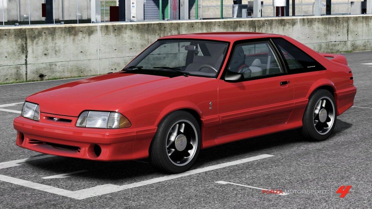 Ford SVT Cobra R thumbnail