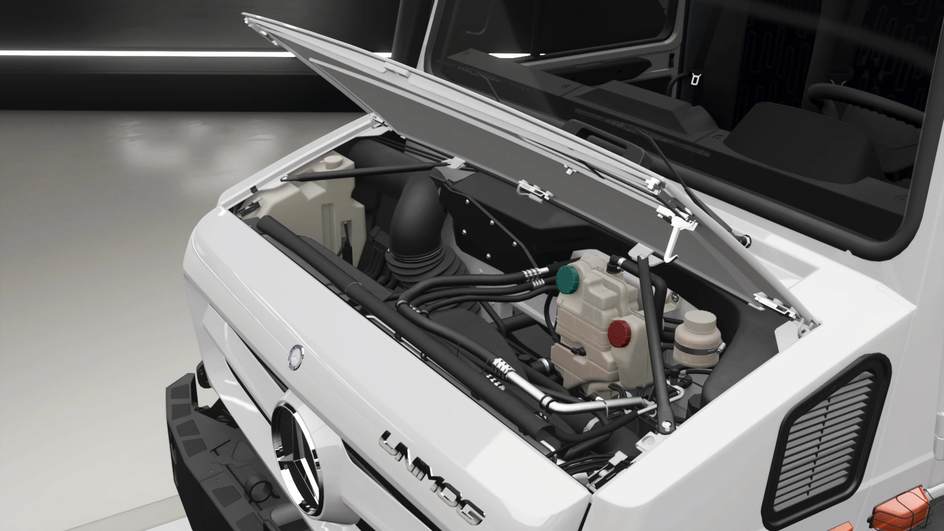 2014 Mercedes-Benz Unimog U5023 - Engine