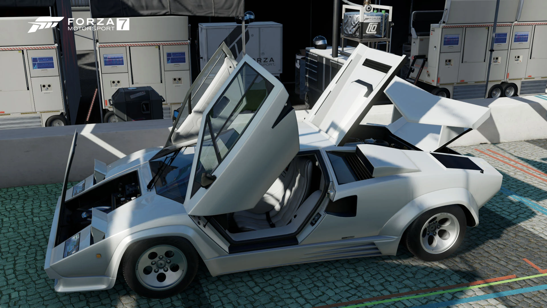 Lamborghini Countach LP5000 QV thumbnail