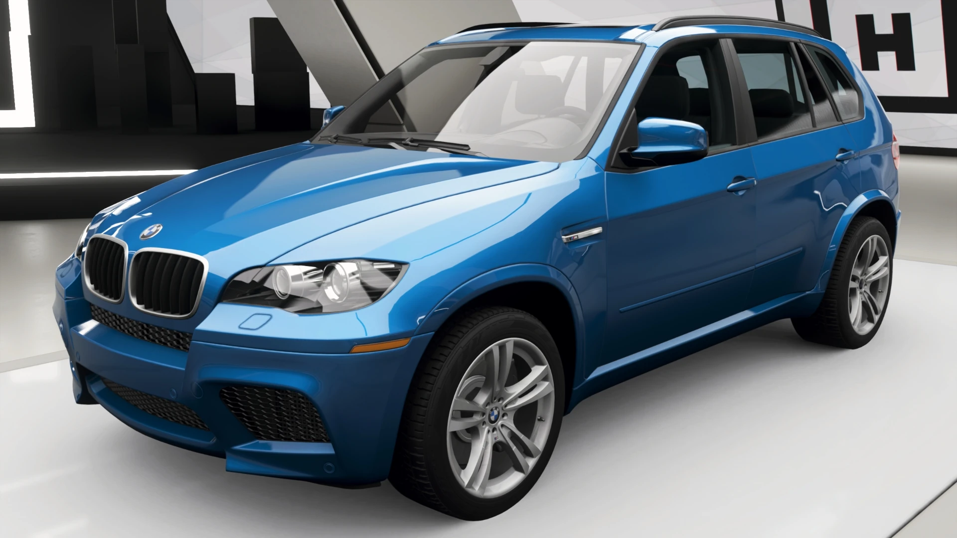 2011 BMW X5 M - Front