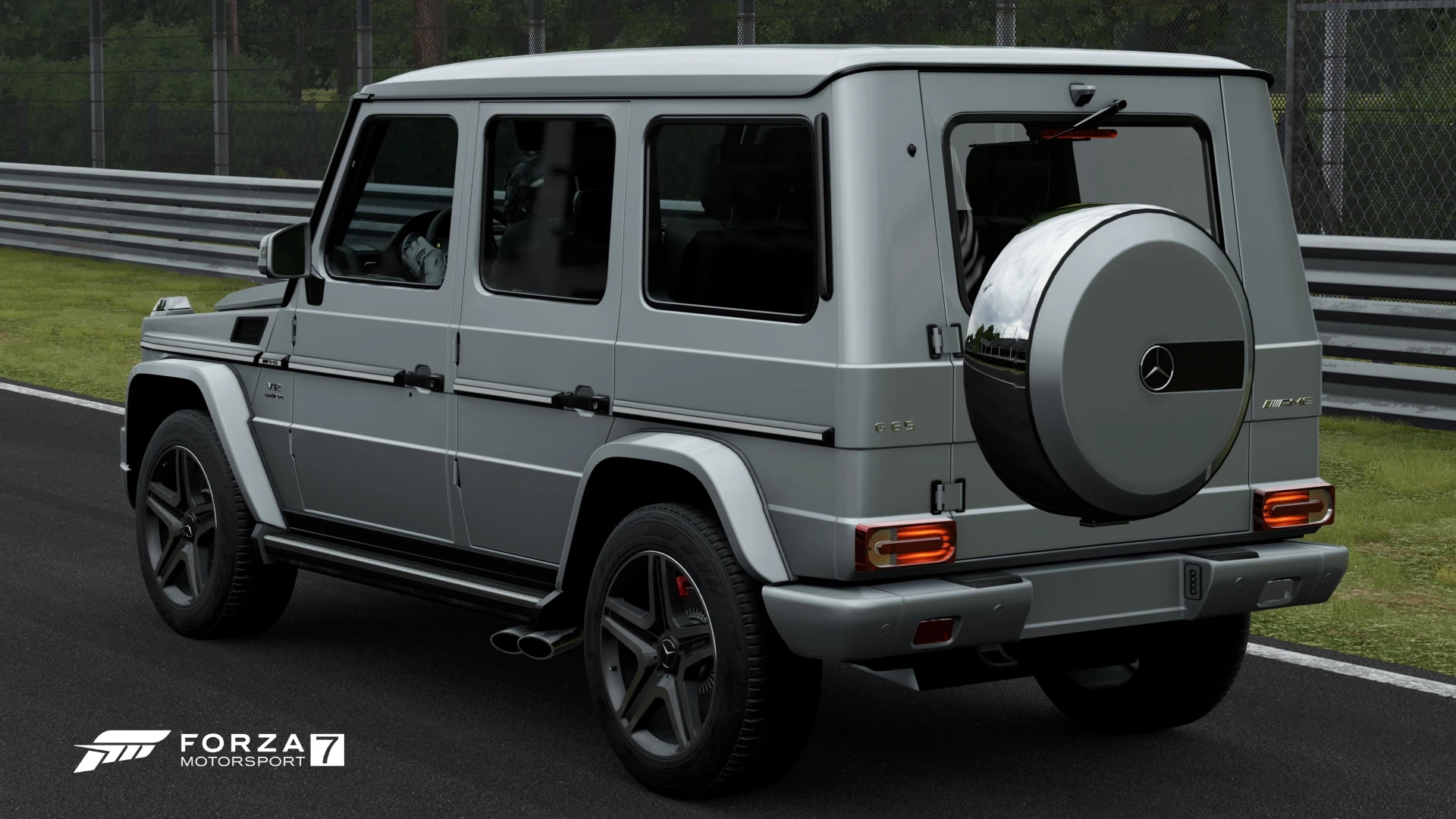 Mercedes-Benz G 65 AMG thumbnail