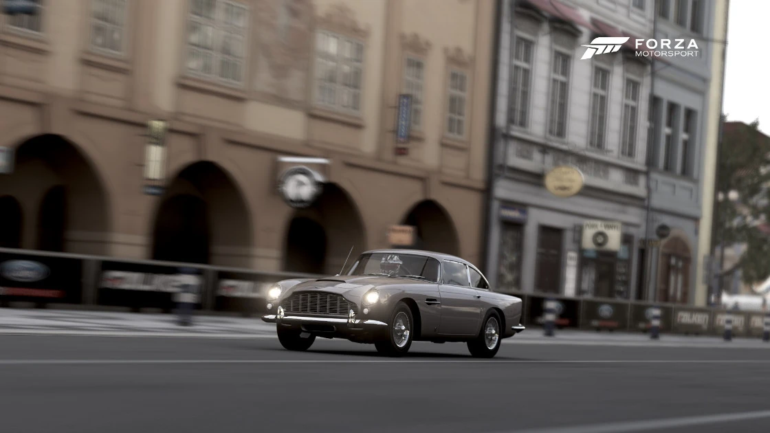 Aston Martin DB5 thumbnail