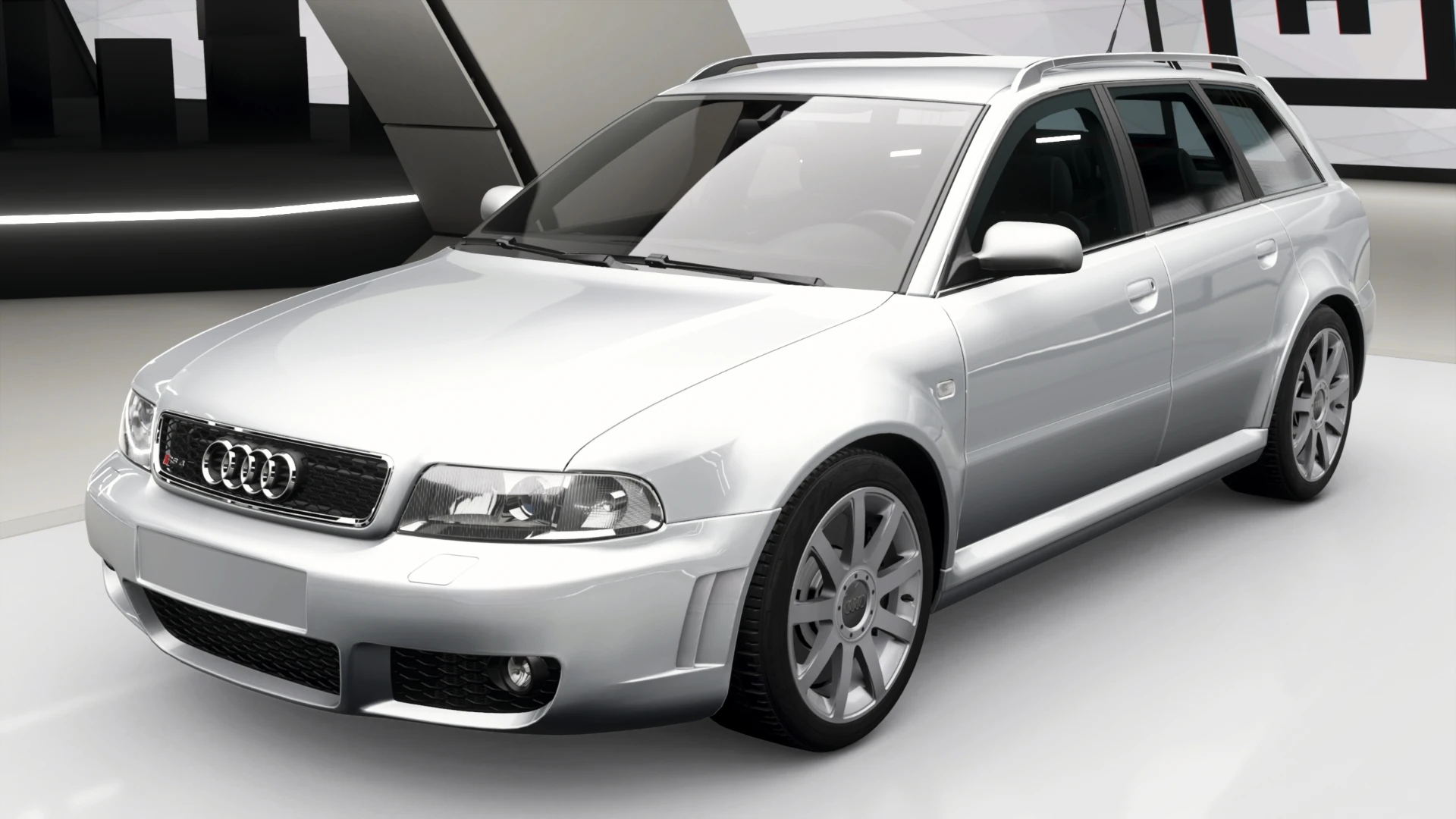 2001 Audi RS 4 Avant - Front