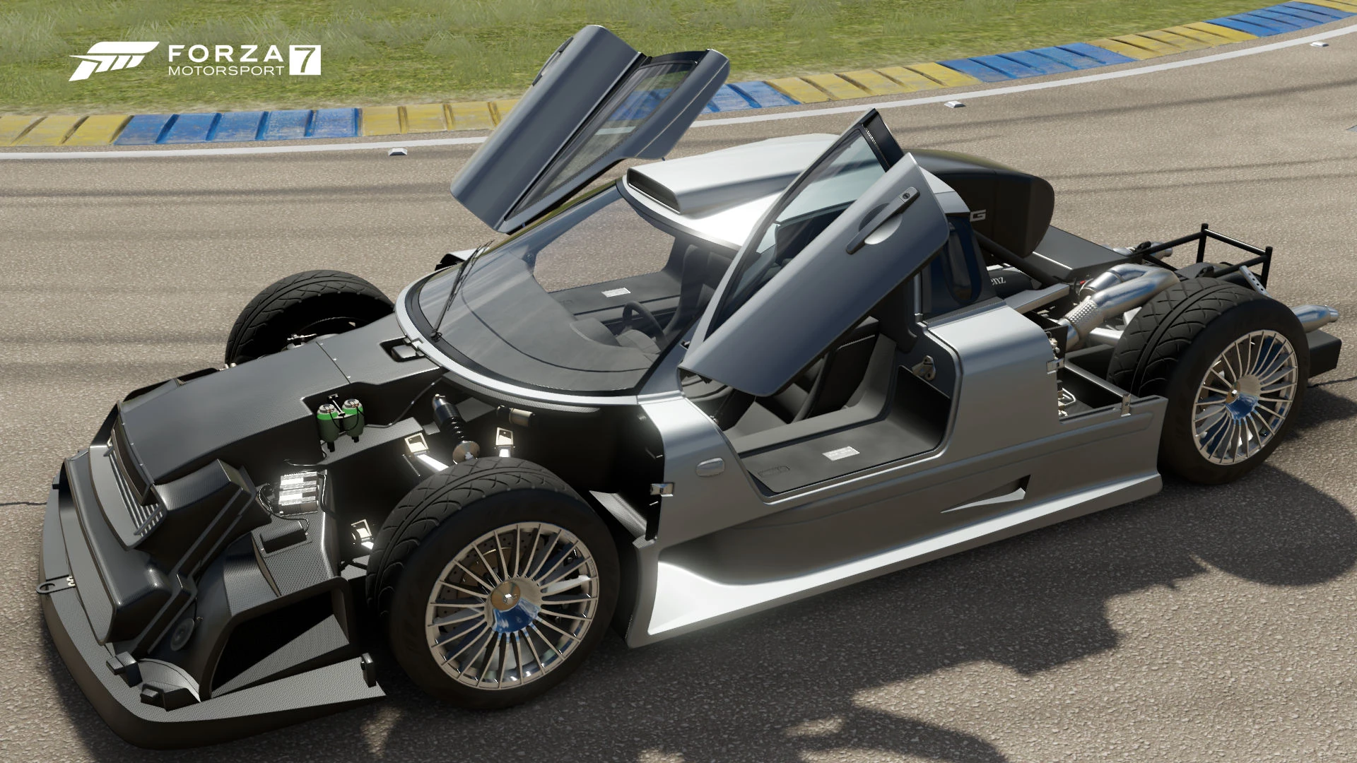 Mercedes-Benz AMG CLK GTR thumbnail