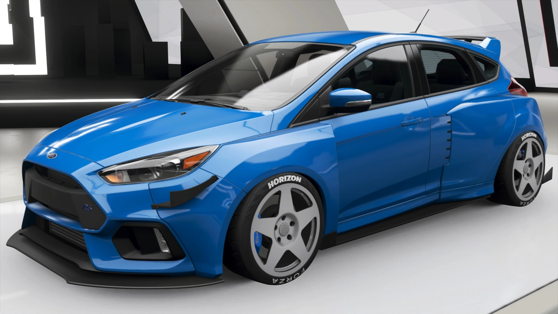 Ford Focus RS thumbnail
