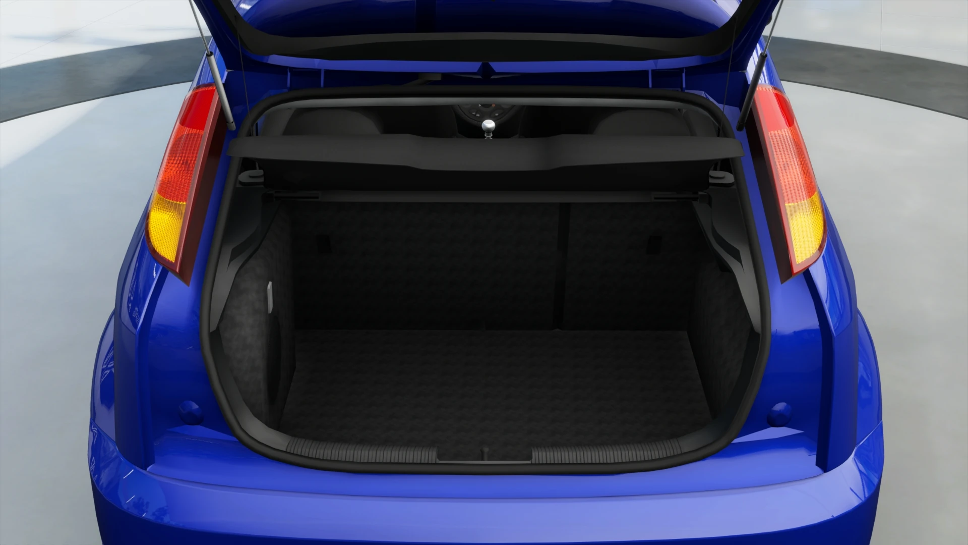 2003 Ford Focus RS - Trunk