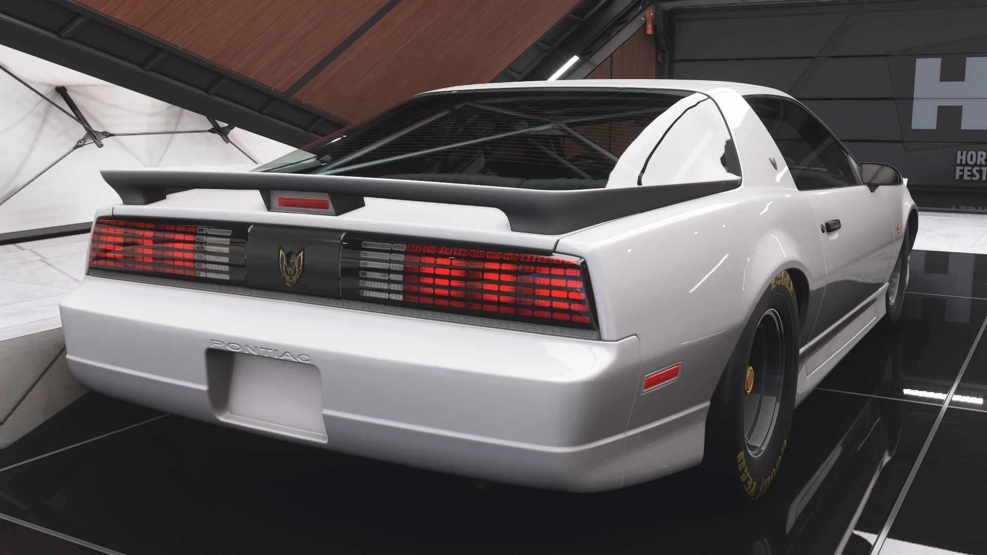 Pontiac Firebird Trans Am GTA Forza Edition Gallery