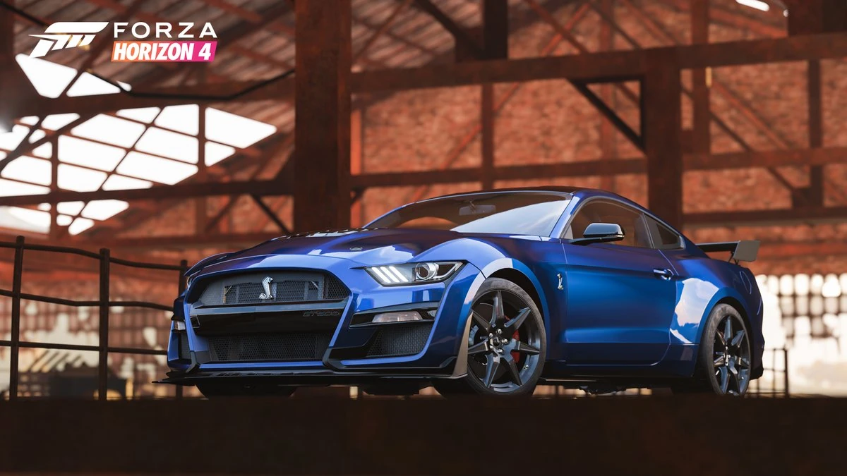 Ford Mustang Shelby GT500 thumbnail