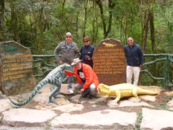  and . Tourism paleontological in .