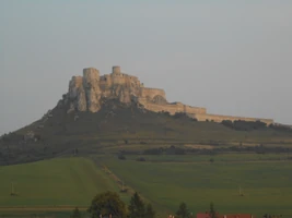 The great Elven Fortress Pejya-Kroglennow as seen from the fertile fields of the Mes-Trevas
Original art: Spiš Castle, Slovakia, Daniel Smith
