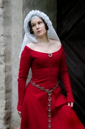 14th Century kirtle