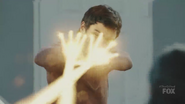 TG-Caps-1x08-threat-of-eXtinction-34-Eclipse-solar-light-photons