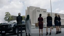 TG-Caps-2x01-eMergence-47-Andy-Polaris-Reeva-Esme-Sophie-Phoebe