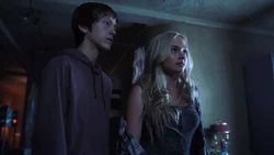 Andy and Lauren demand to accompany their mother