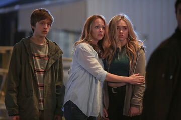 The gifted season 1 episode 1 deals