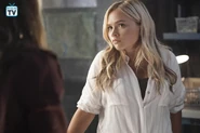TG-Promo-2x07-no-Mercy-07-Lauren.jpg (965 KB)