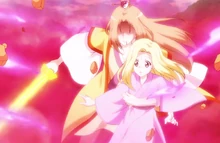 Fugui protects Qingtong with the Golden Life Blade.
