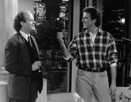 Stills-02x16-The-Show-Where-Sam-Shows-Up-01-Frasier-Sam-Malone