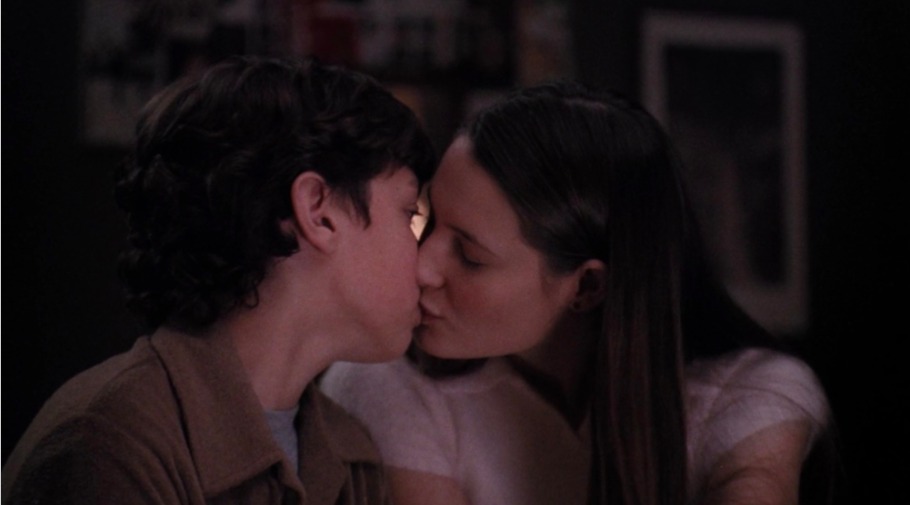 Smooching And Mooching Freaks And Geeks Wiki Fandom