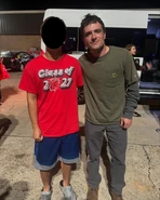 FanPhotoWithJosh2.png (1,012 KB) Ditto.